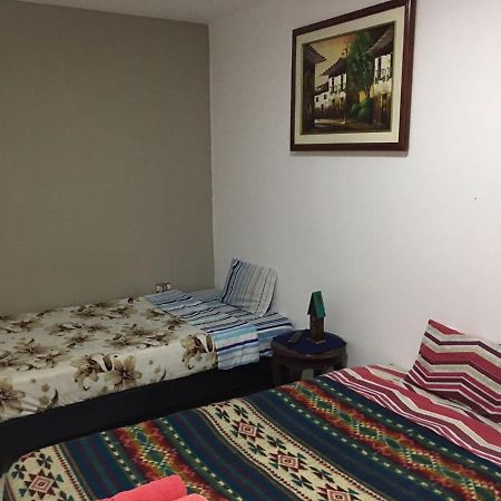 The Backpacker Hostal Ibarra Luaran gambar