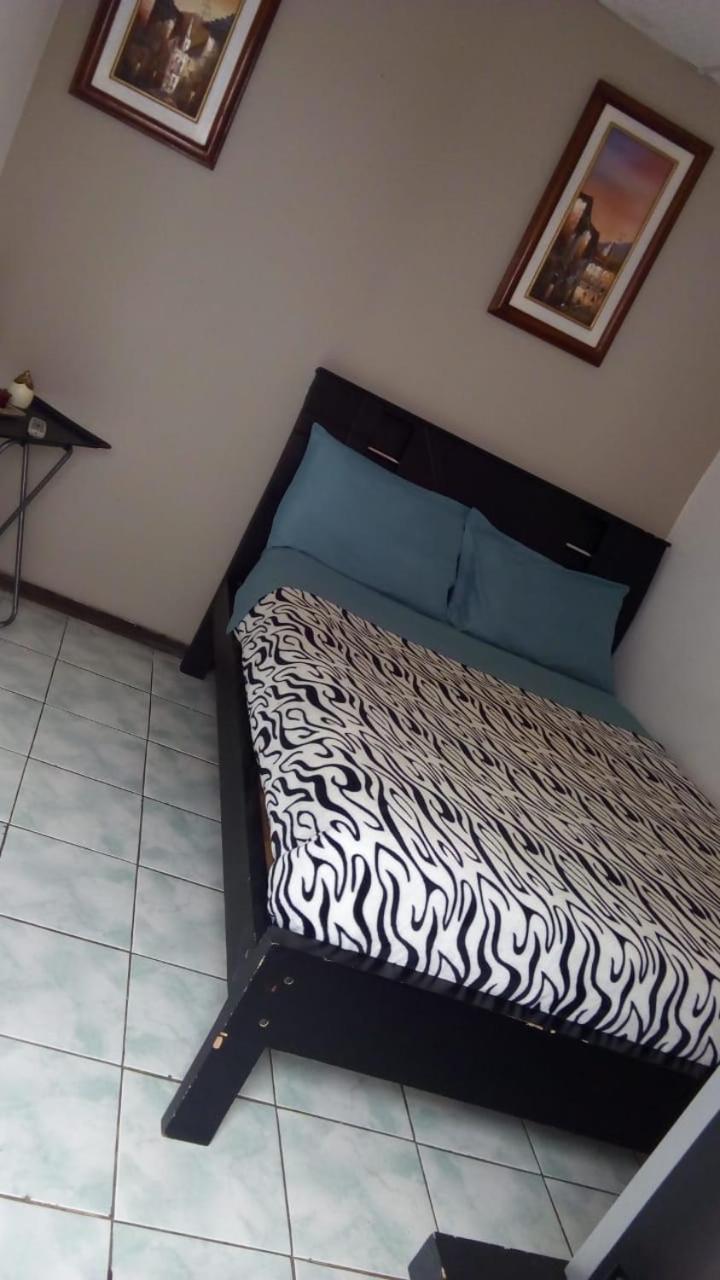 The Backpacker Hostal Ibarra Luaran gambar